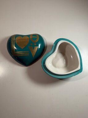 Jonathan Adler Love Heart Trinket Box with Gold Graphic